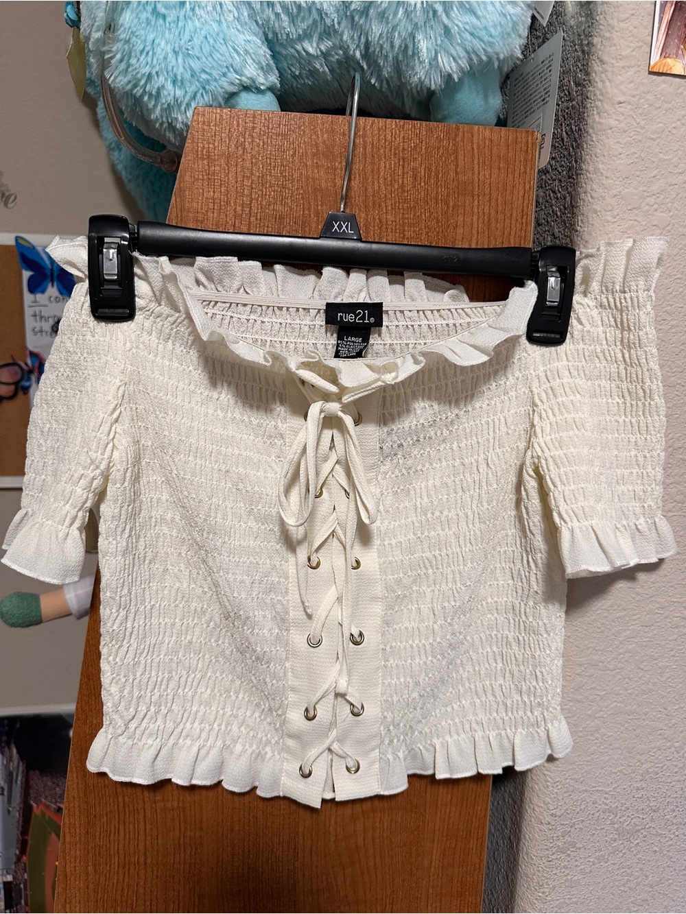 NWT Rue21 Cream Lace-Up Smocked Off-Shoulder Crop Top Womens Large